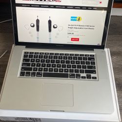15” MacBook Pro Upgraded Specs Quad Core i7 NVIDIA GeForce GT650M 16 GB RAM 500 GB Solid State Drive