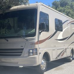 REDUCED - 2017 Coachman Persuit 27KB