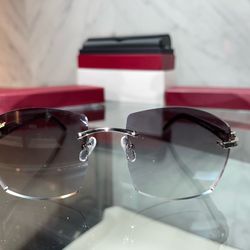 🔥🔥🔥BLACK ARMS WITH LARGE SIZE GREY GRADIENT TINT LENSE