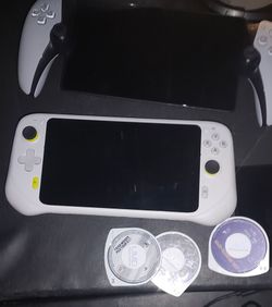Handheld gaming system