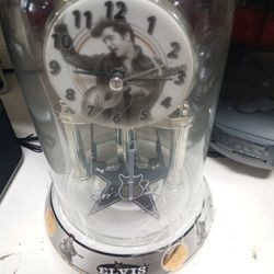 Elvis Clock 
