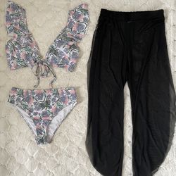 New In Package (only Taken Out For Picture) Size 1xl 3 Piece Swim