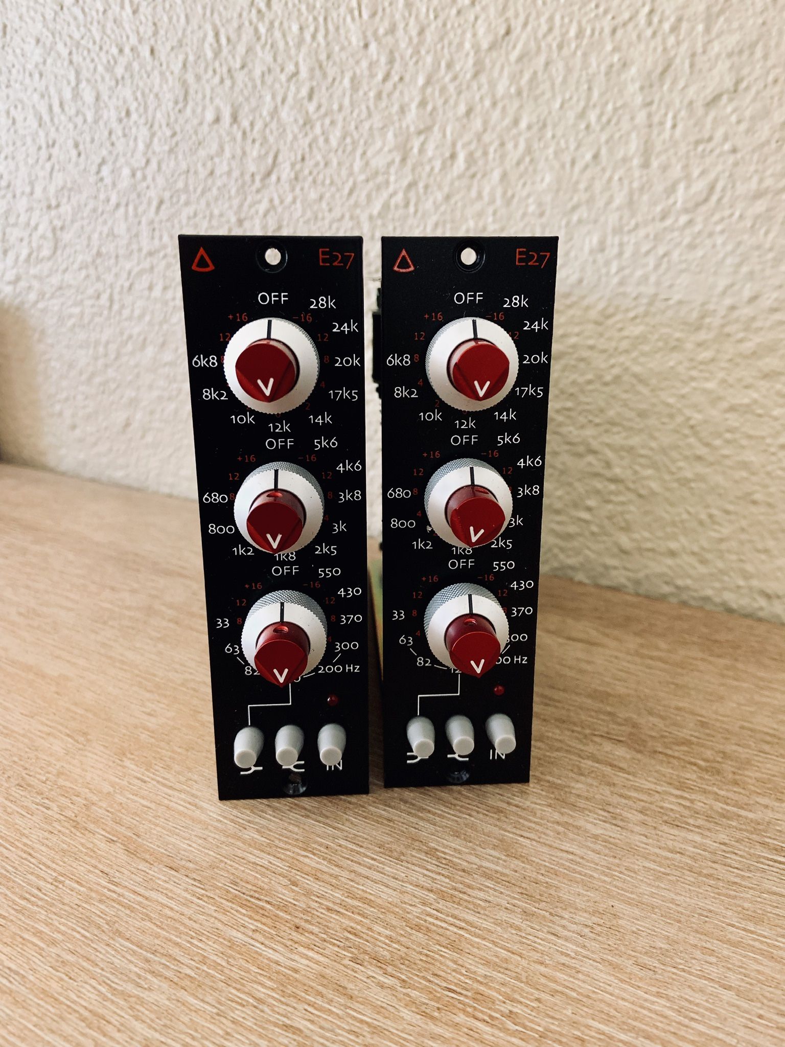 Avedis E27 Equalizer Pair / 500 Series