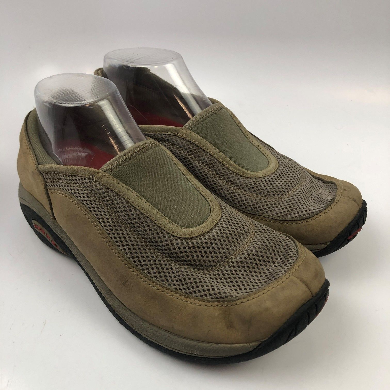 Merrell 9 US Women Casual Sneakers Shoes Beige / Tan Air Cushion Jungle Equinox Taupe Performance Footwear 60434 Plain Toe Slip On 6.5 UK / 40 EU