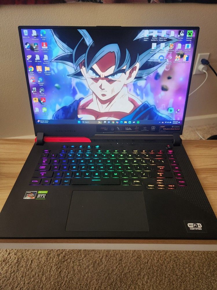 2021 ASUS ROG STRIX G15 15.6'' (AMD Ryzen 9 5900HX RTX 3070 16GB RAM 1 TB SSD)