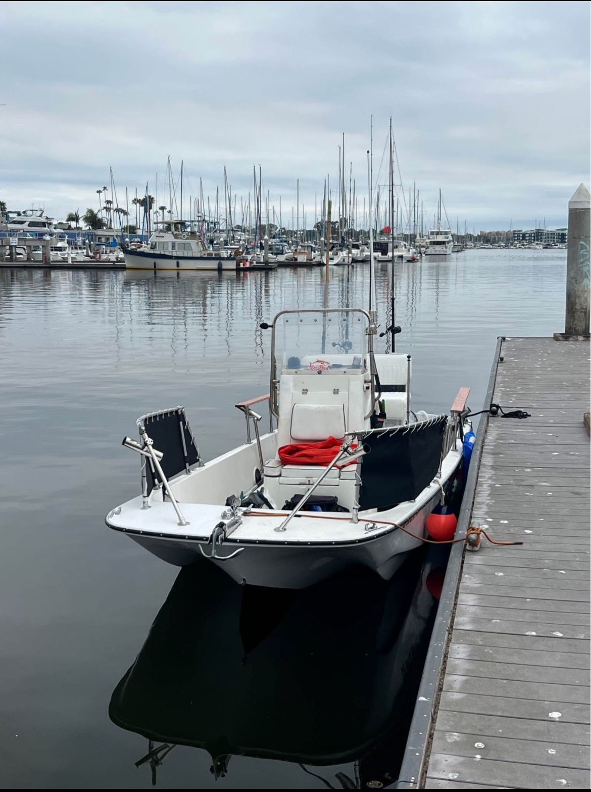 17’ Center Console Boat