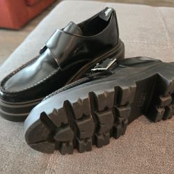 Bass leather shoes