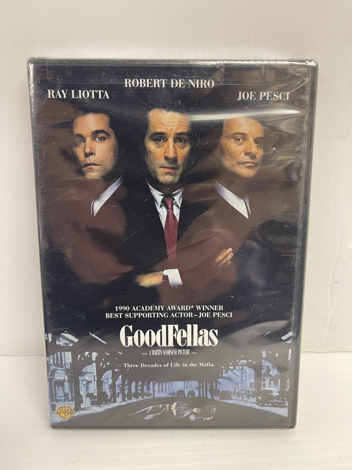 Goodfellas & Invincible DVDs Robert De Niro Mark Wahlberg NEW sealed - 1137