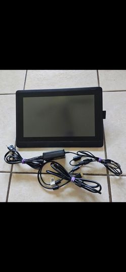 Wacom Cintig 16 model # DTK-1660 WACOM Co LTD Power Rating:DC 12V 3A (no compatible pen) Tablet Only + 3-in-1 Connection Cable