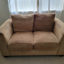 Loveseat, beige, clean two-seater Couch