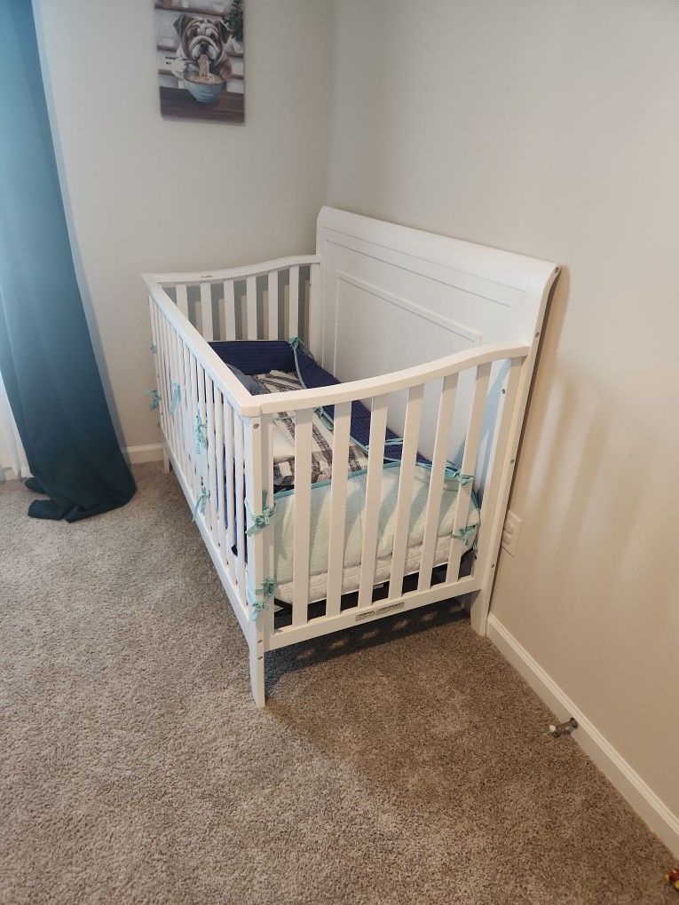 Baby Crib W/ Mattress