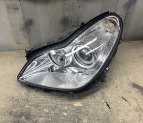 2006 2007 2008 2009 2010 2011 Mercedes-Benz CLS500 CLS550 CLS55 CLS63 Left Driver Side Headlight OEM