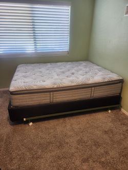 Sealy Queen bed