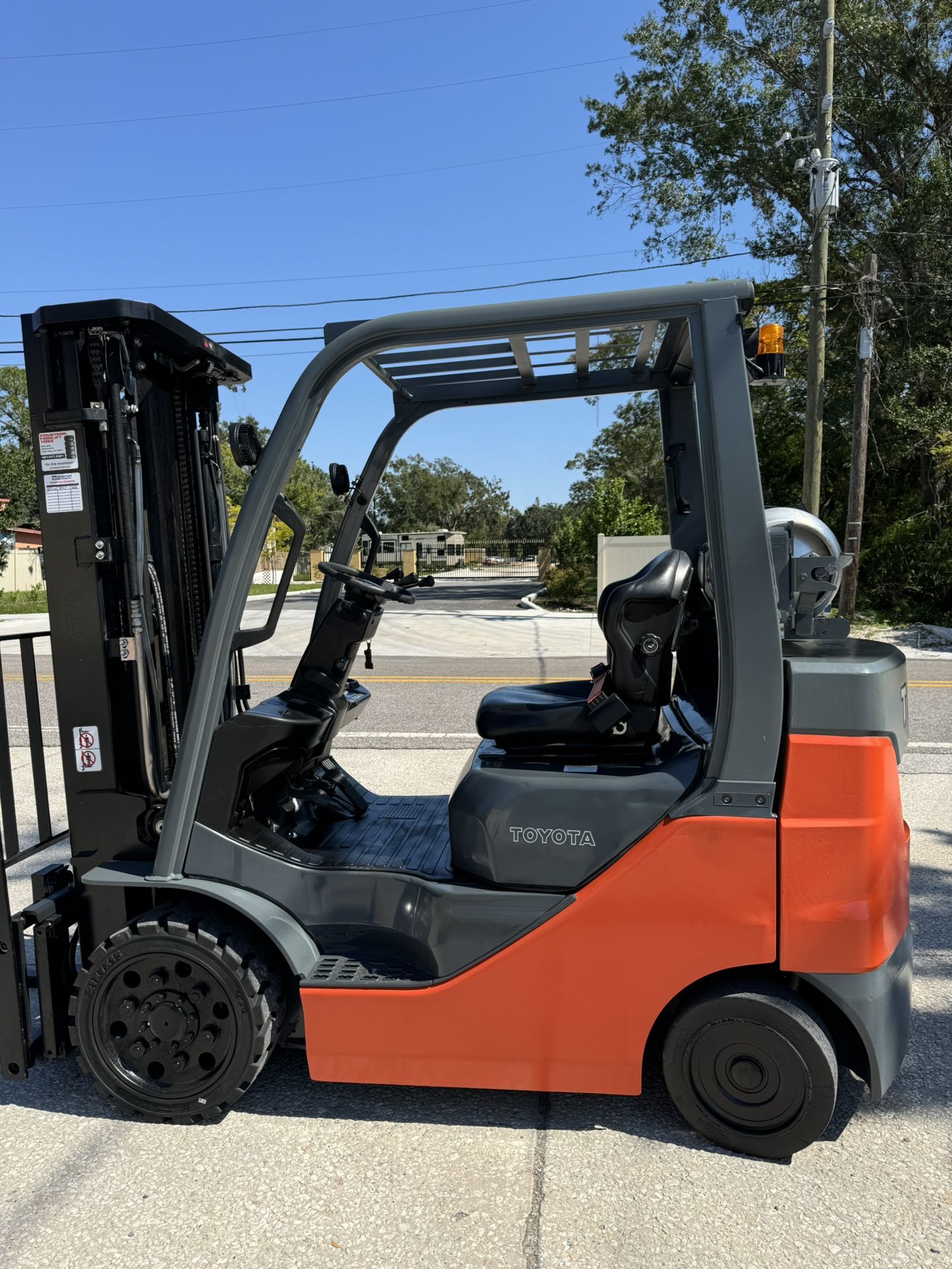 Forklift