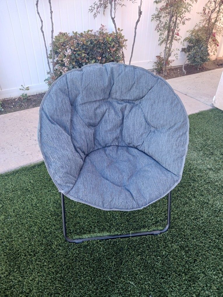 Gray Dish Chair
