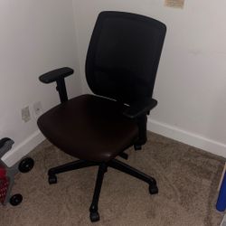 Computer chair 