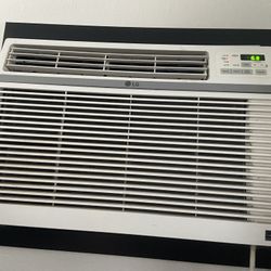 LG WALL AIR CONDITIONER COMPLETE