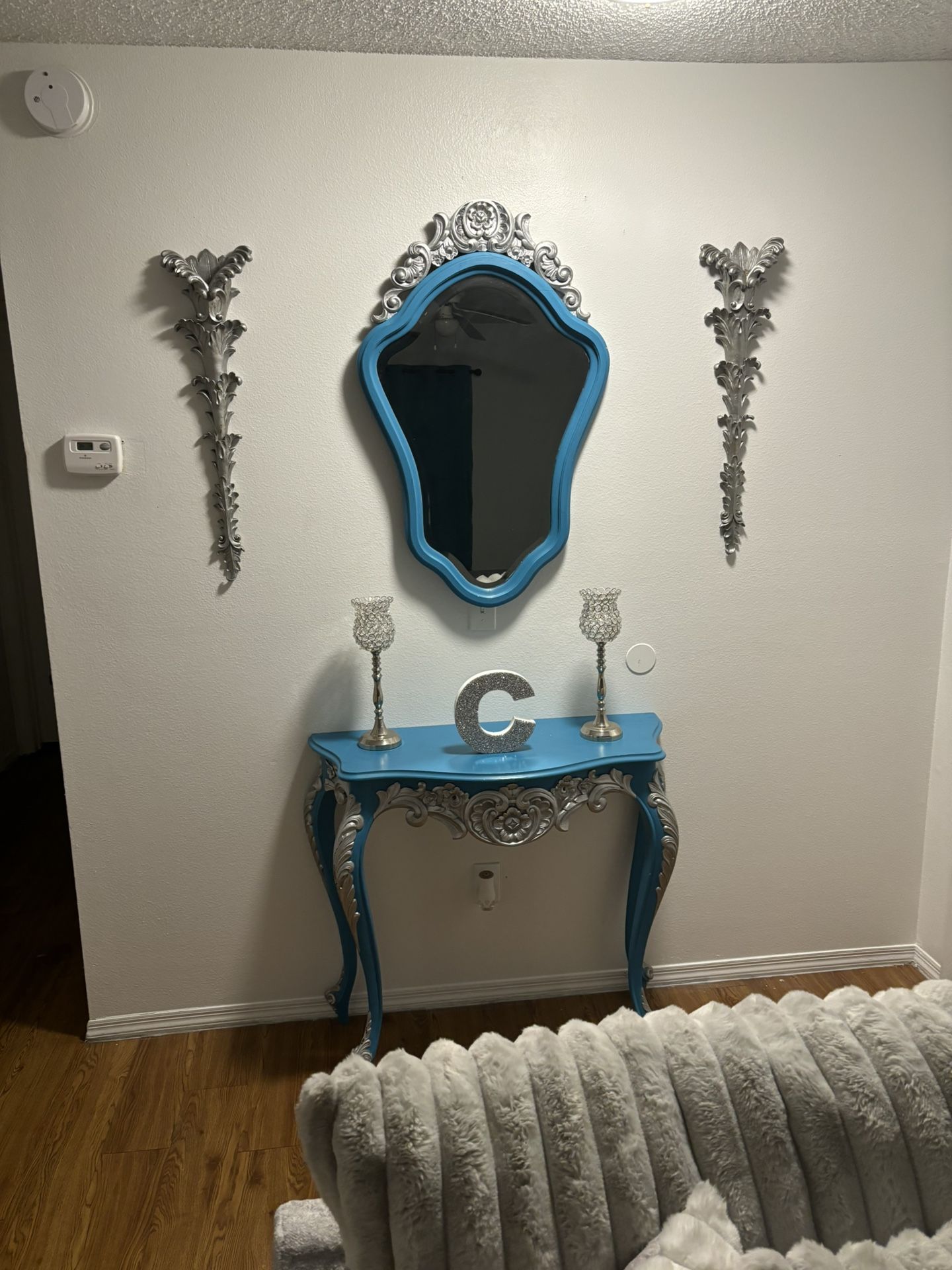 Entry Table And Mirror Only