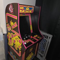 Ms Pac-Man 40th Anniversary Arcade Cabinet