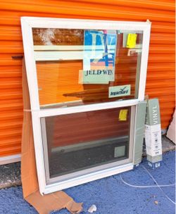 JELD-WEN Impact Premium Atlantic Vinyl 35-3/4-in x 49-3/8-in White Exterior White Interior Vinyl New Construction Sin...