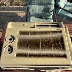 Air Conditioning And Toaster Oven Combo