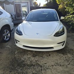 Tesla Model 3 RWD Standard Range