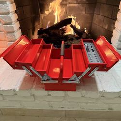 New In Box Bulldog Brand Expandable Folding Storage Tool Box Including 14 Pcs Dive Socket Wrench Set 