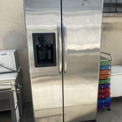 General Electric Refrigerator 