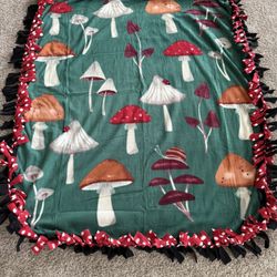 Mushroom Fleece Blanket 