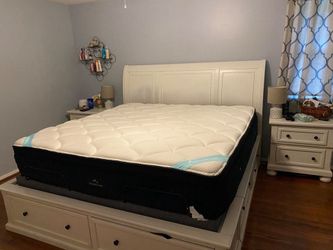 The DreamCloud Premier, King, Like New, Perfect Condition