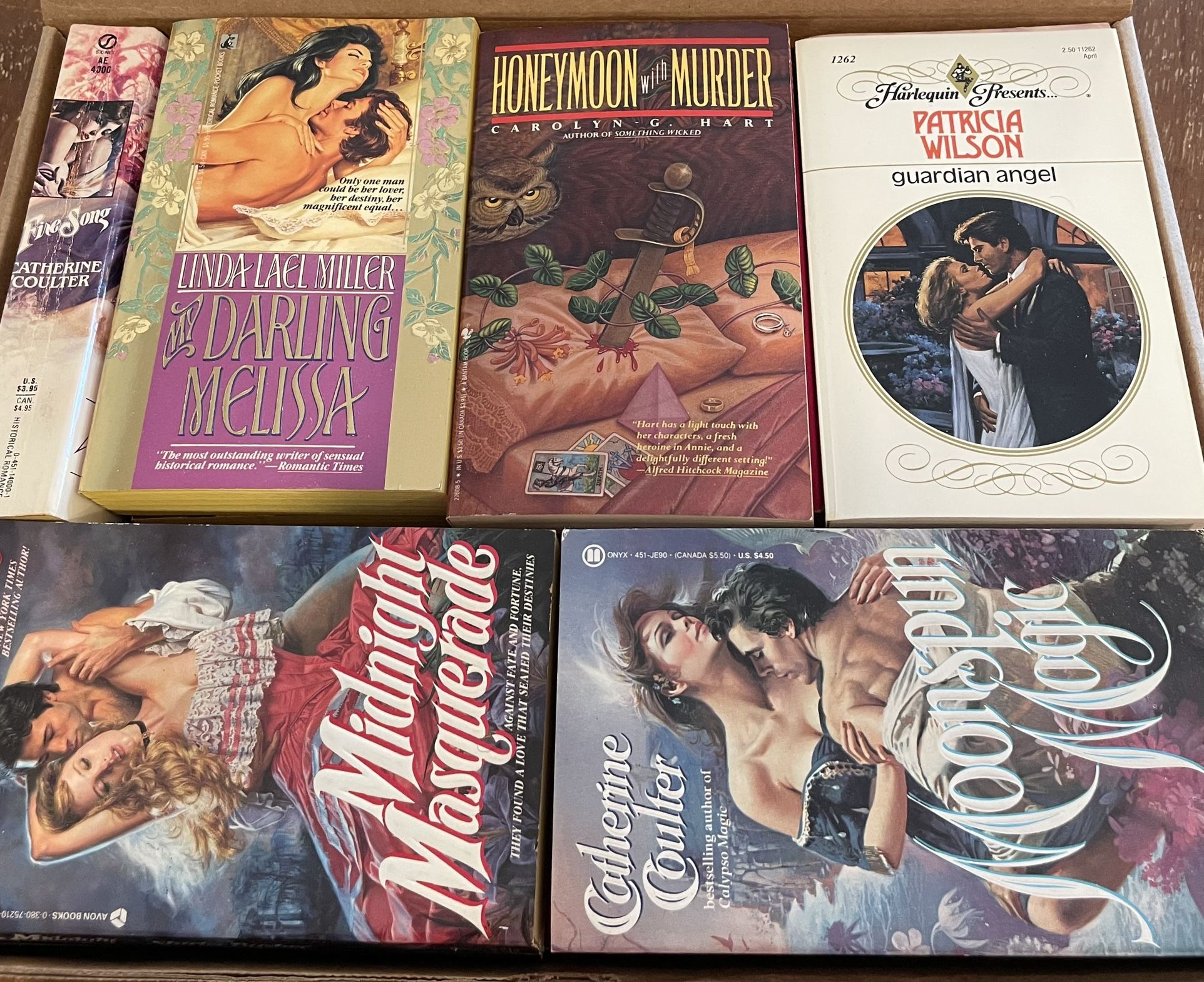 Lot of 25 Romance novels/books
