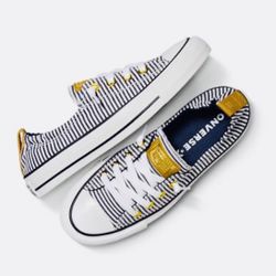New Chuck Taylor Converse Gold Edition Allstar Blue White Stripes Sneakers 7.5