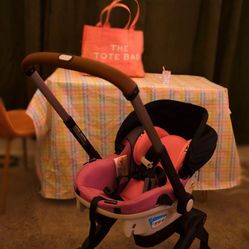 Evenflo Gold Shyft DualRide Infant Car Seat and Stroller Combo With Extended Canopy