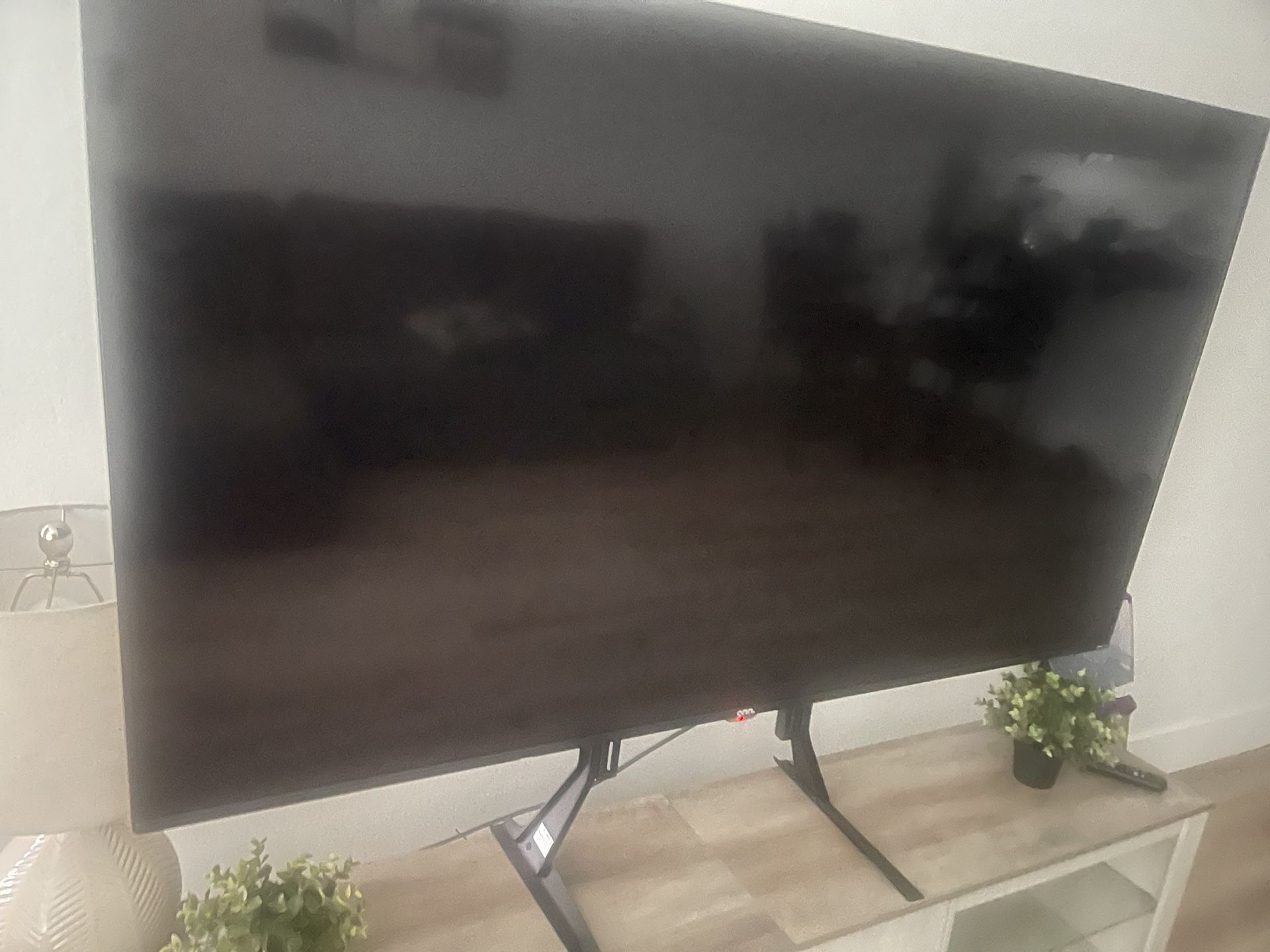 65in Onn Roku Tv