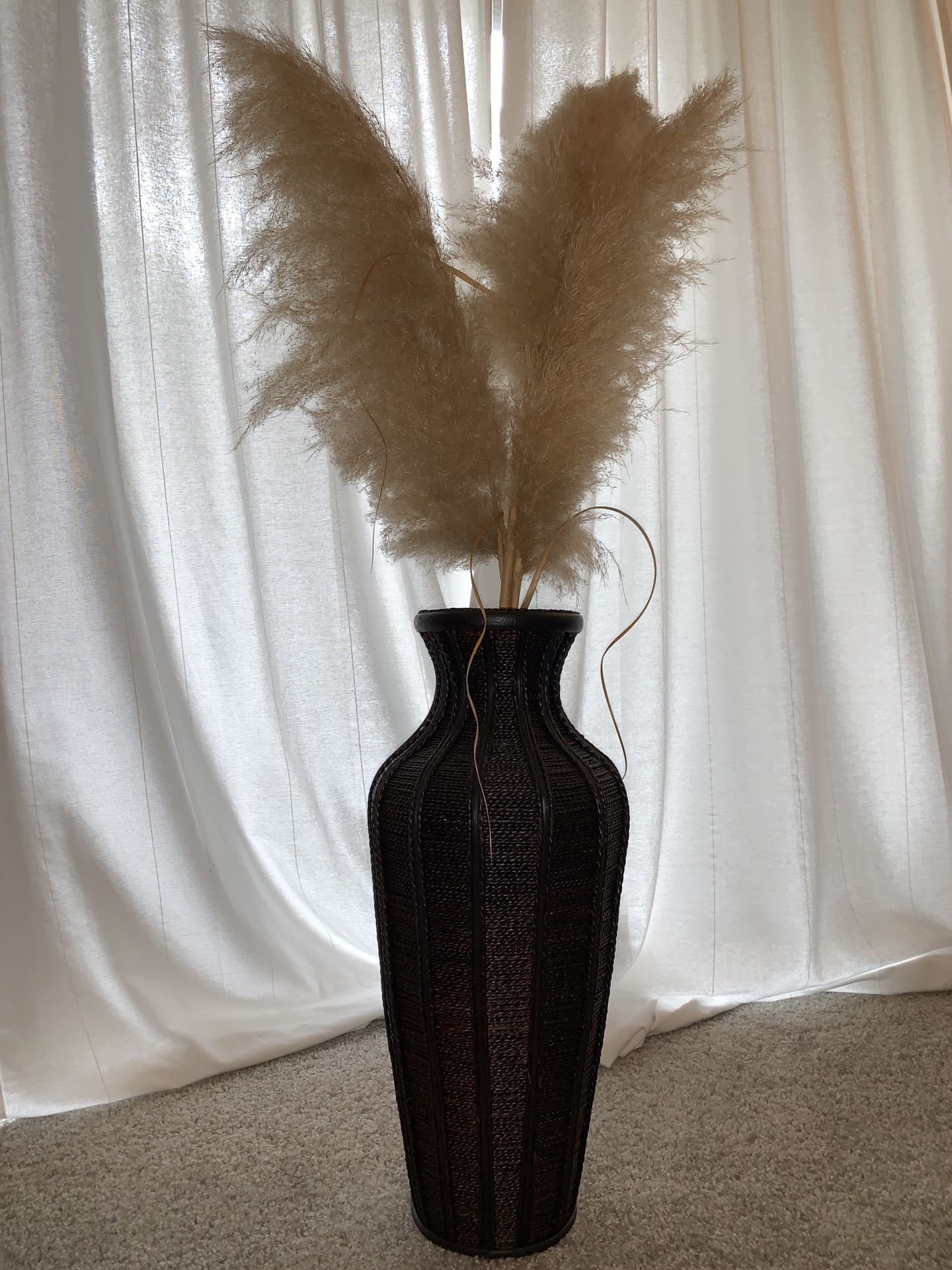 Tall Woven Vase with 3 Large Pampas *MUST GO BY 4/17*