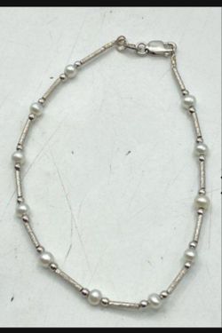 14k white gold & pearl bracelet