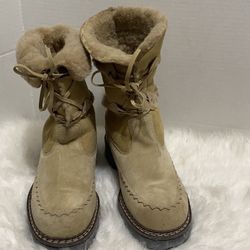 Blondo women booties shearling size 7.5 B