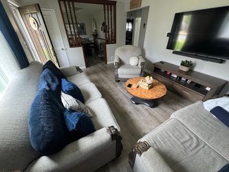 Sofa set