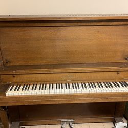 Vose & Sons Piano