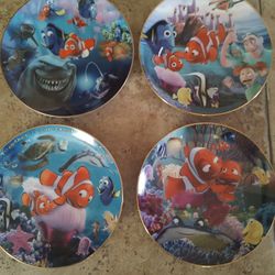Disney 2003 Finding Nemo Collectible Plates All $25.00 Cash Only See My Other Offers Must Pick Up 