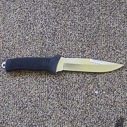Hen & Rooster Bowie Knife 