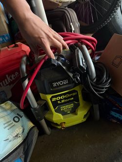 Ryobi Pressure washer with Hose, Gun, Foam Cannon.