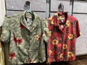 Women’s Hawaiian shirts Size Large