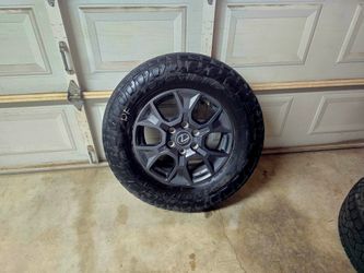 OEM Rims And Tires Off 2024 Lexus Gx550 Overtrail