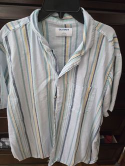Mens old navy shirt