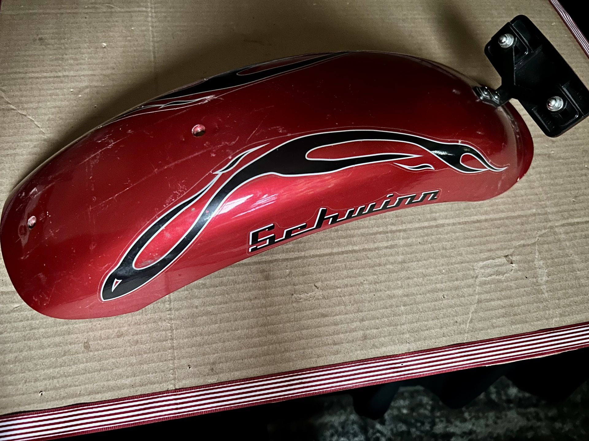 SCHWINN STINGRAY CHOPPER FENDER EXC COND WIDE W/Reflector rust free