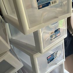 7 Shoe/organizer Boxes