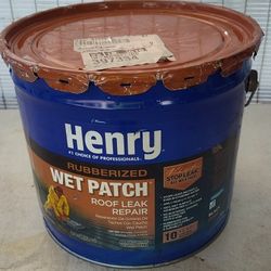 Henry Rubberized Wet Patch Roof Leak Repair 3.3 Gallons