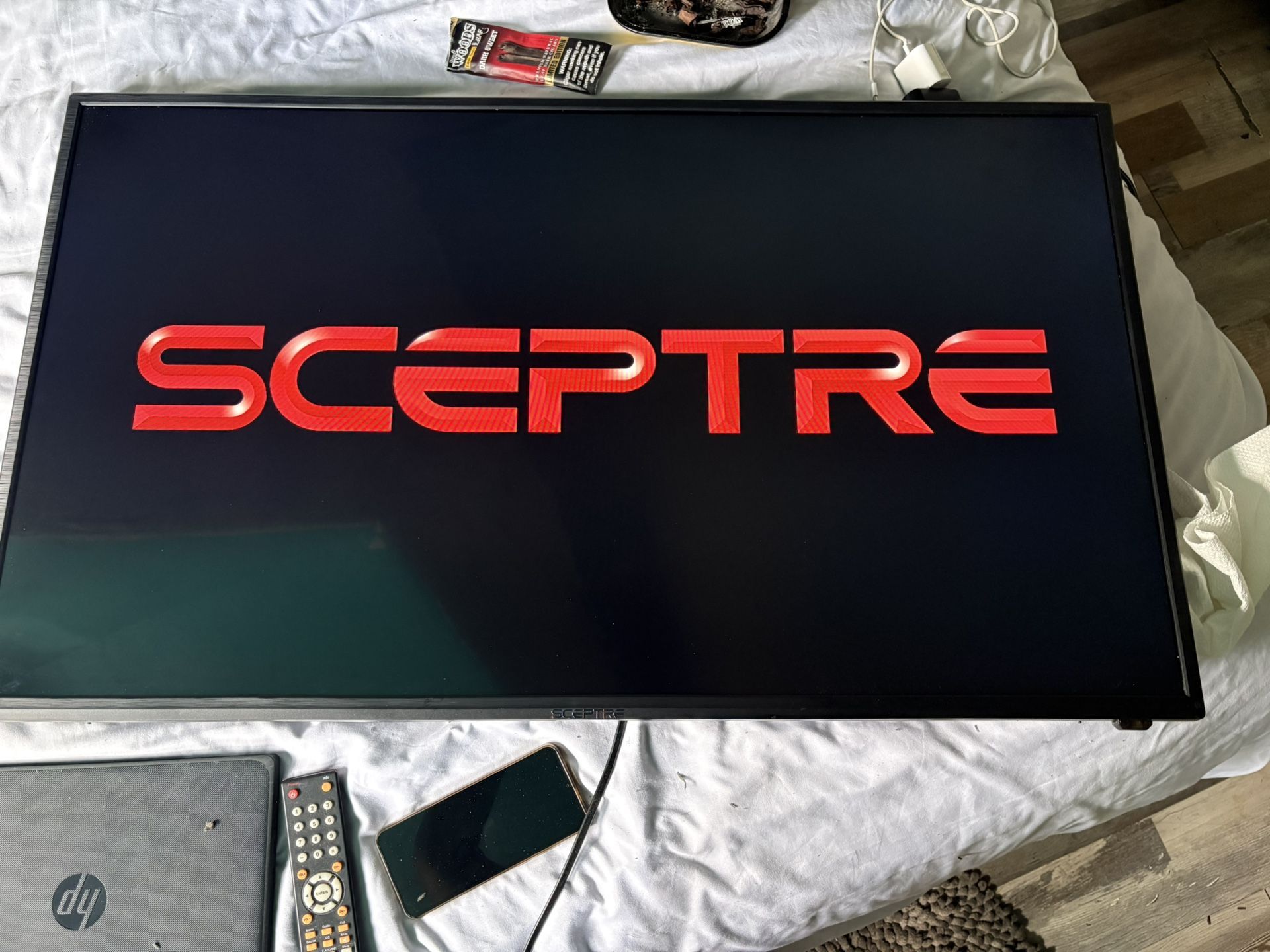 Like New 50inch Sceptre Tv