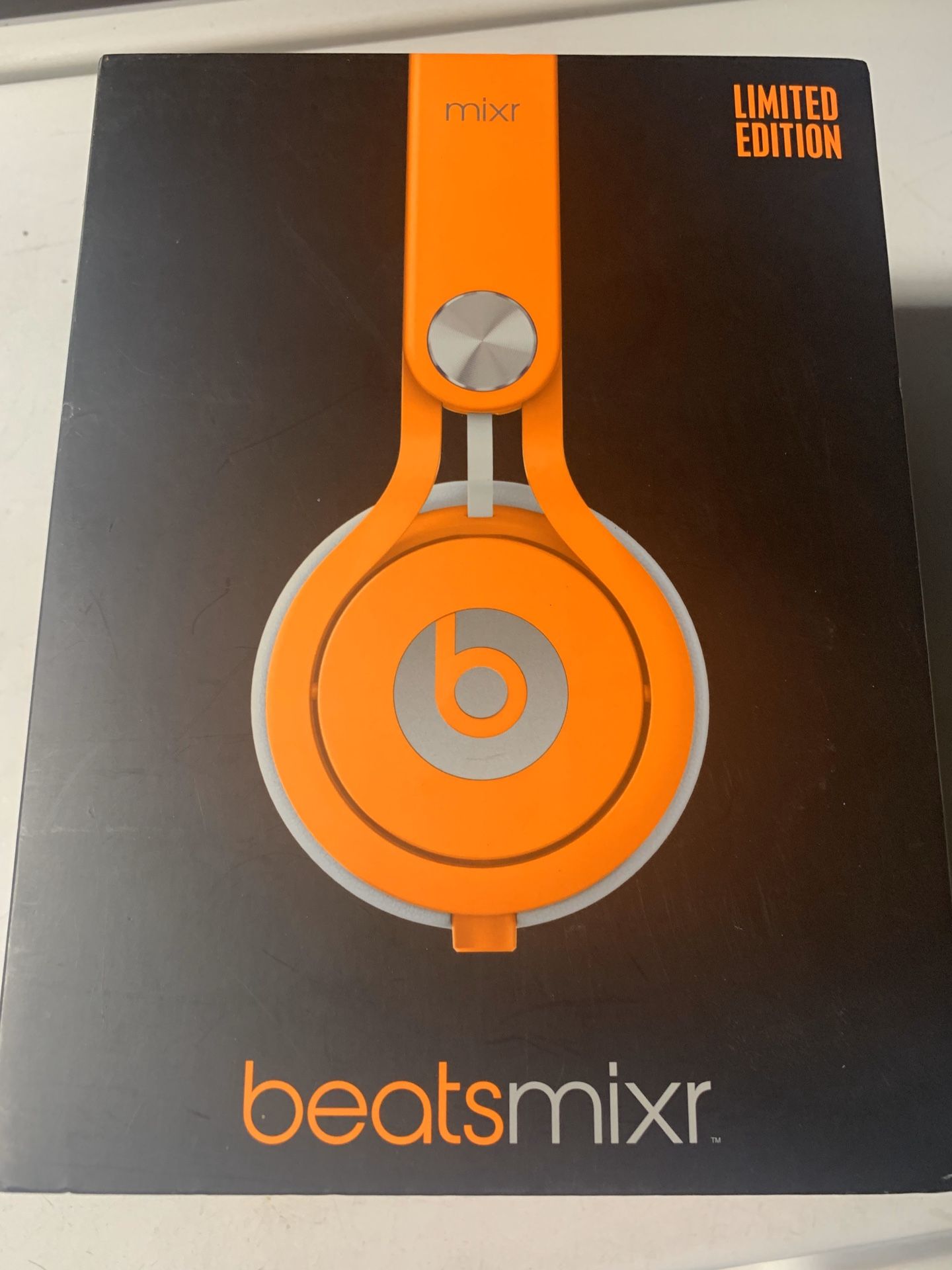 Beats mixr headphones